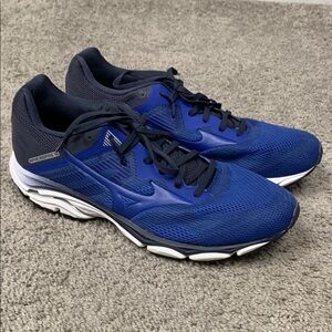 Mizuno Wave Inspire 16 Men’s Blue Running Shoes Size 11.5
